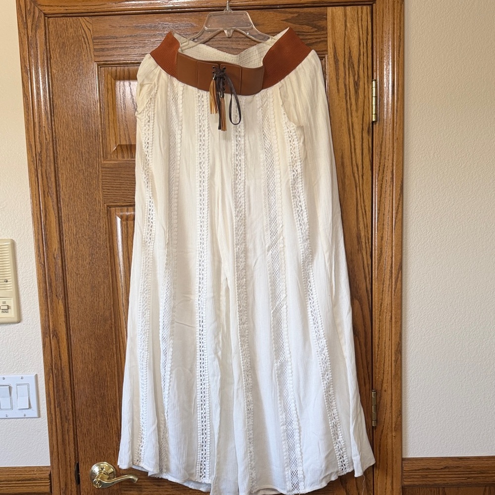 Cream Lace-Panel wide leg pants with Tan Waistband